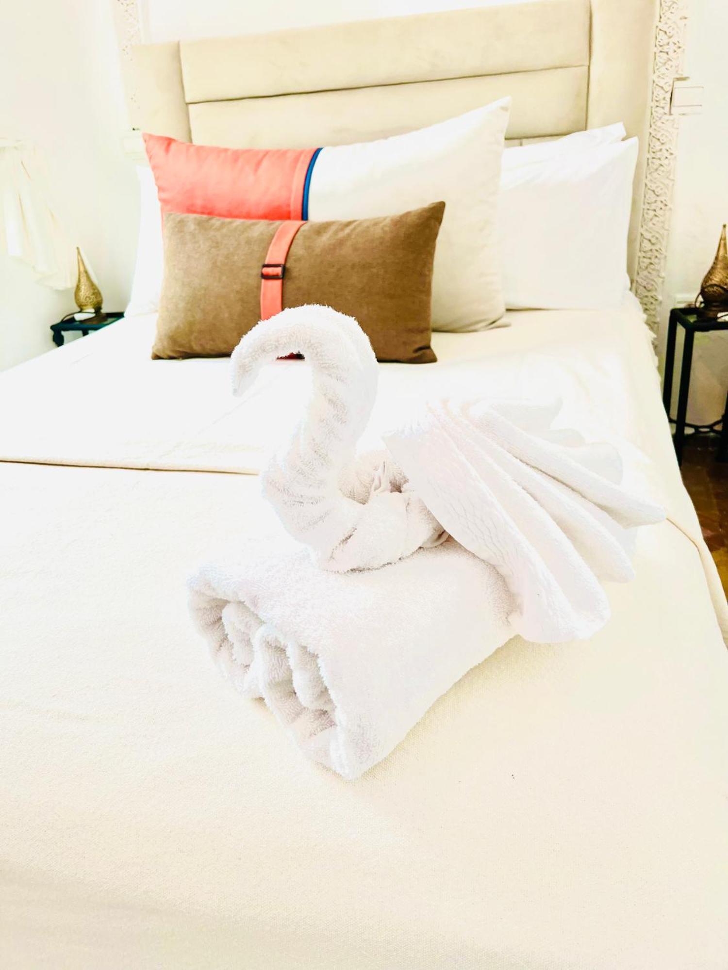 Riad Darna 4 Chambres Avec Piscine Et Petit Dejeuner Marakeş Dış mekan fotoğraf